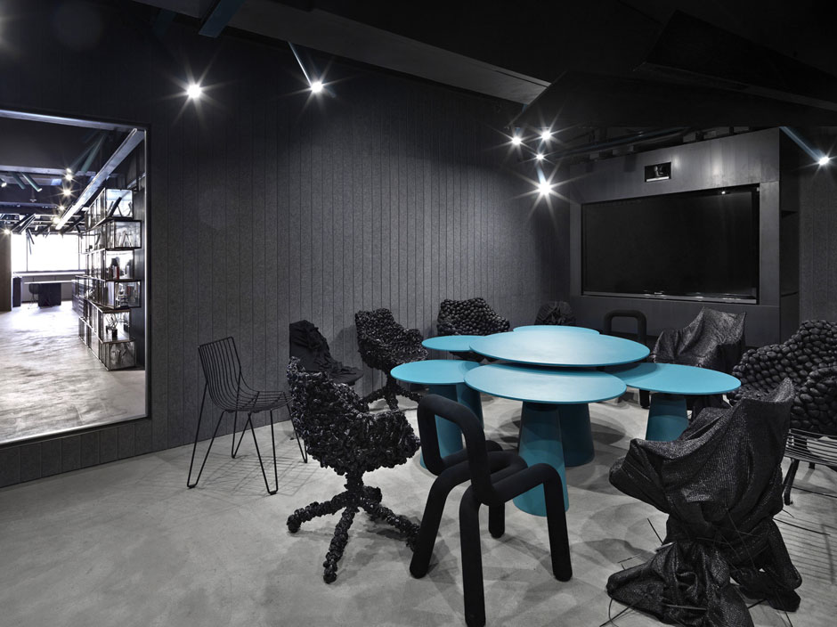 2013.10.22_Hong_Kong_One_Plus_Partnership_Office_0008_1-(25)